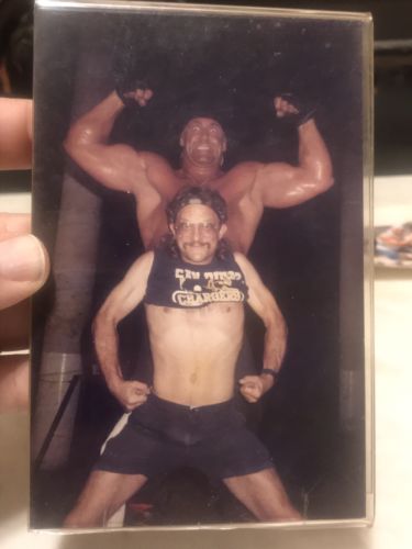 Hulk Hogan Signed Photo No Holds Barred And Photo Album From The Set 1989