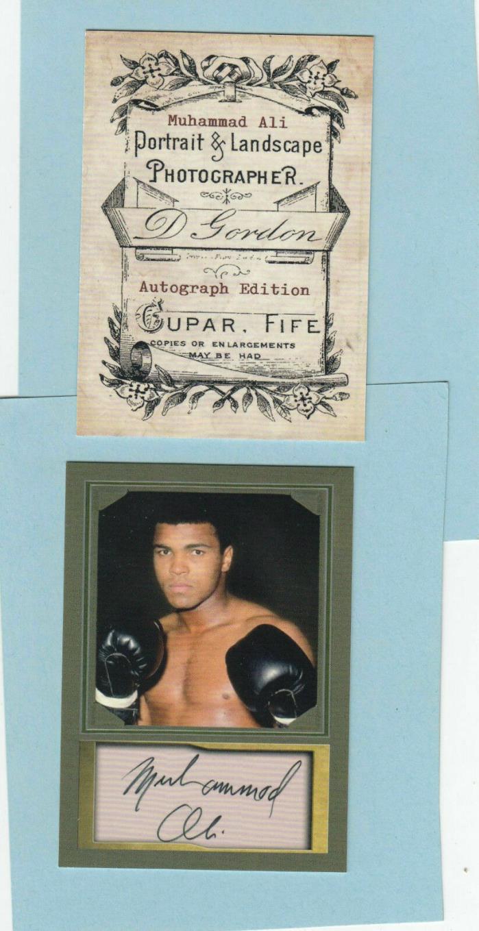 MUHAMMAD ALI PORTRAIT  W/ Facsimile Autograph front - Vintage Back! BOXING CARD