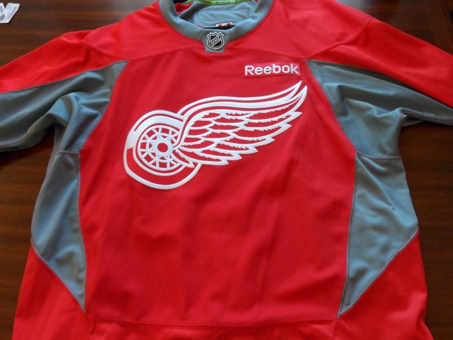 Pro Stock Detroit Red Wings Reebok Edge 3.0 Size 56 Player Worn Hockey Jersey