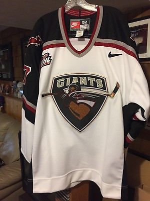 Gilbert BRULE EXTREMELY RARE Game Worn ROOKIE Vancouver Giants 2002 Jersey L@@K