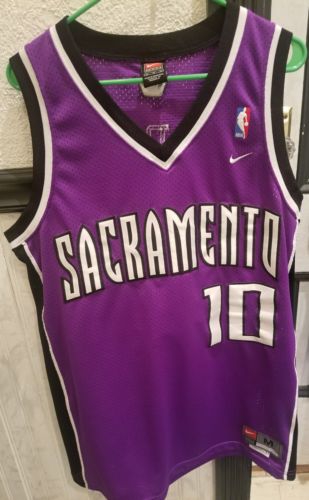 VTG NBA Nike Sacramento Kings Mike Bibby Jersey 10 Sewn Mens Medium Grizzlies