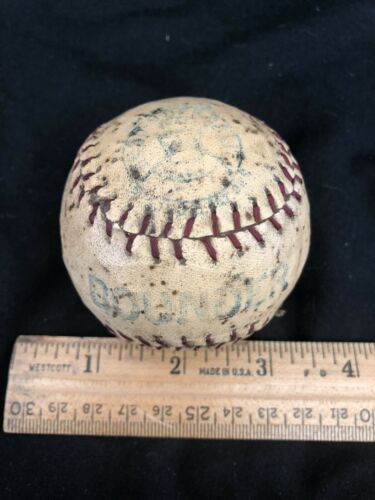 Antique EARLY 1900 Bounder REACH  Baseball  circa 1910  A.J. Reach - small size