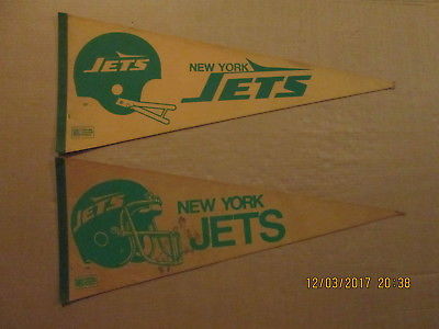 NFL New York Jets Vintage 1980's 2 Bar Helmet & Facemask Logo Football Pennants