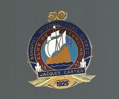 1975 Quebec International Bonspiel, Curling Club pin