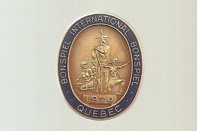1974 Quebec International Bonspiel, Curling Club pin