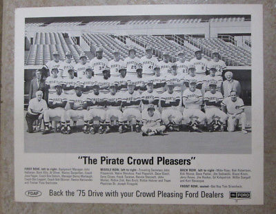 VINTAGE 1975 PITTSBURGH PIRATES TEAM PHOTO THE BATTLING BUCS! GREAT GIFT IDEA