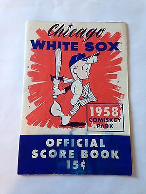 1958 MLB OFFICIAL SCORE BOOK /PROGRAM NEW YORK YANKEES CHICAGO WHITE SOX SCORED