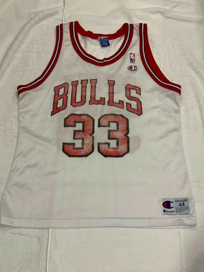 Vintage Champion Scottie Pippen Chicago Bulls home jersey size 44 NBA