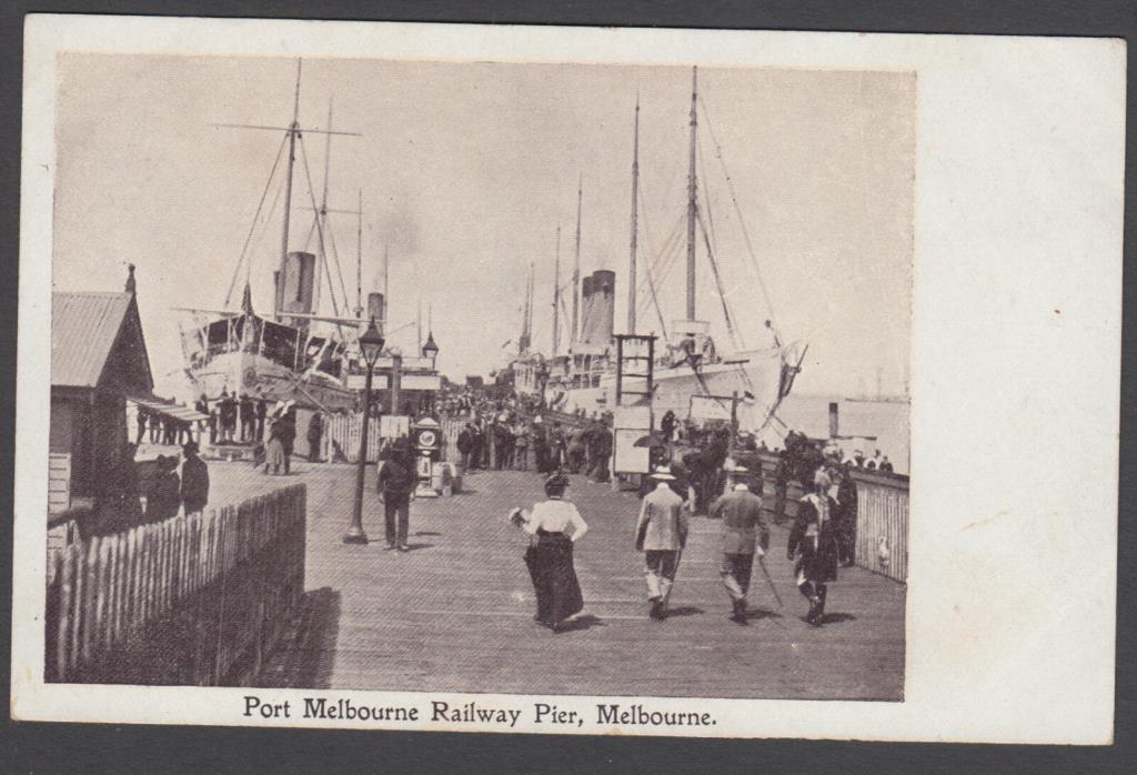 Victoria - postcard with Railway Pier Melbourne - unused.