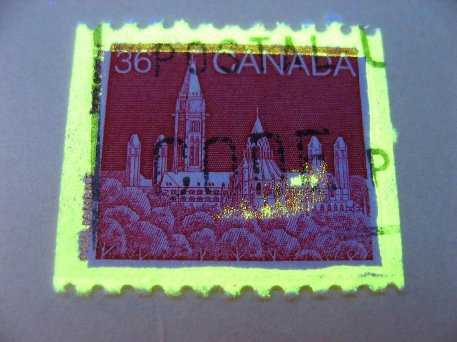 Canada Sc 953 with extra tag swoosh error, used! See pictures!