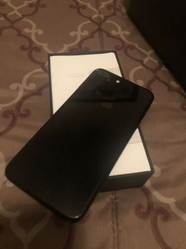 Apple iPhone 7 plus - 128gb - jet black unlocked