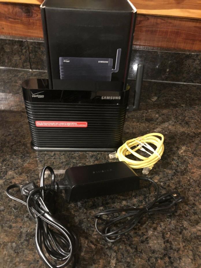 Samsung Verizon Wireless Network Extender SCS-2U01 Cell Signal Booster Used