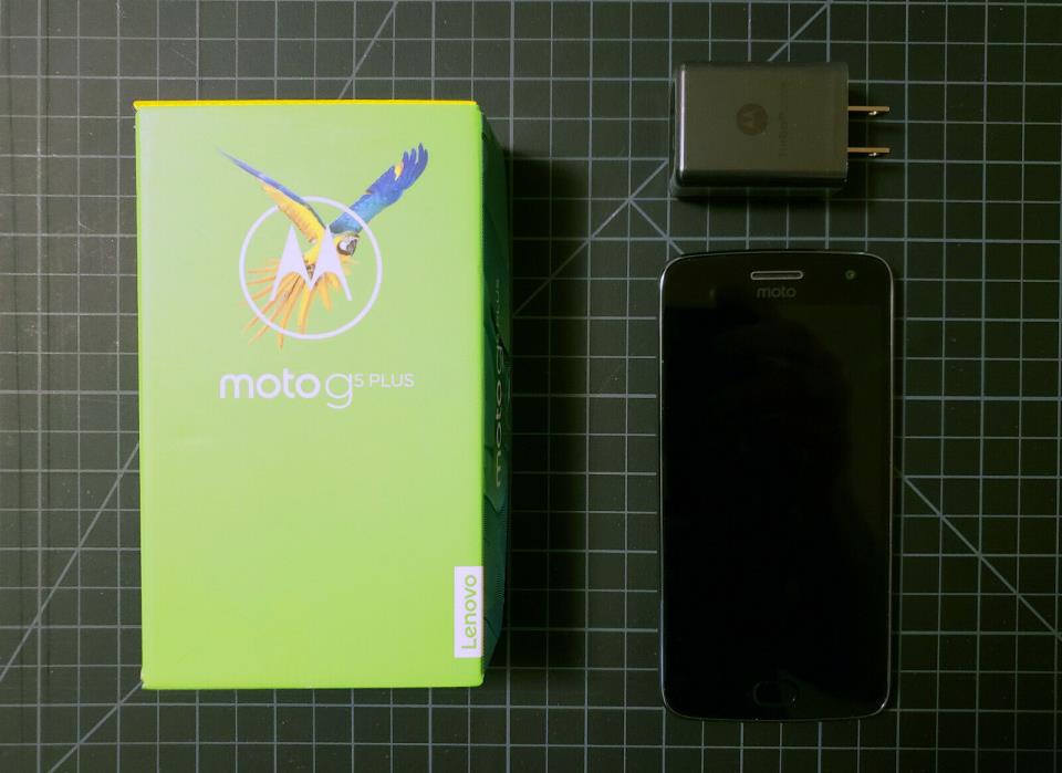 Motorola MOTO G5 Plus - 32GB - Lunar Grey (Unlocked) Smartphone