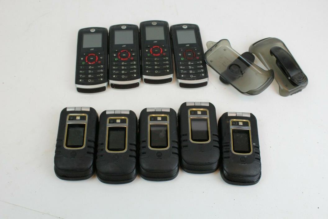 Lot of Motorola Brute i686 and i335 Phones Walkie Talkie No sims AS IS POWER ON