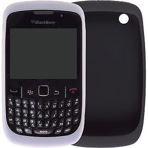 OEM BlackBerry 8500 8520 8530 9330 Skin Case - Black & White (2 Pack)