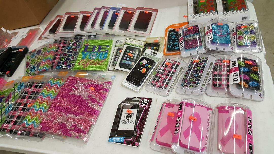 Lot of various Iphone  and Ipad cases and cover, clutches, over 60 items!