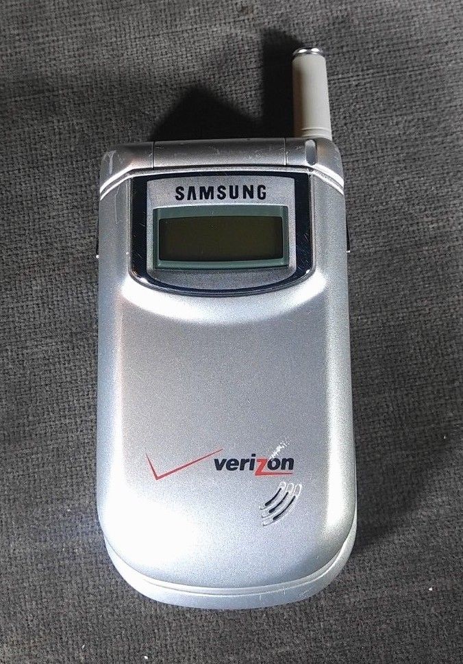 Motorola V260 Verizon All Accessories Included Charger Car Charger MS3