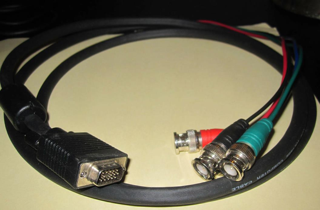 6 ft VGA HD15 to 4 BNC Video Cable in very good condition.