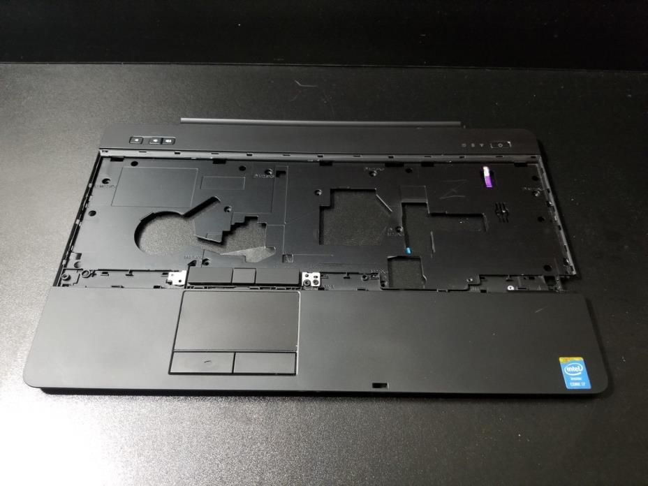 Genuine Dell Latitude E6540 Palmrest w/ TouchPad