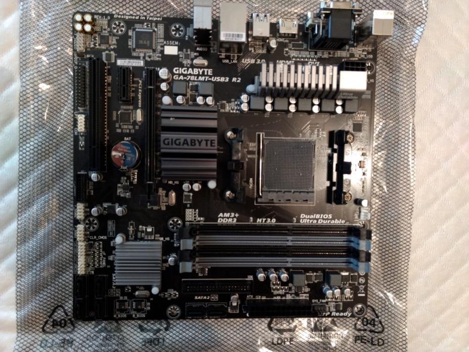 GIGABYTE GA-78LMT-USB3 R2 Motherboard Excellent Condition with Processor Fan