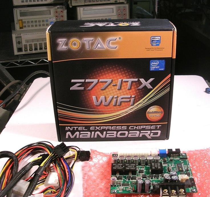 ZOTAC International  Z77-ITX WIFI  mini ITX - LGA1155 Socket - Z77