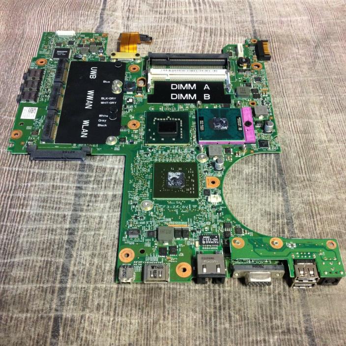 Dell XPS M1530 X852D Intel Core 2 Duo T5550 1.83GHz.