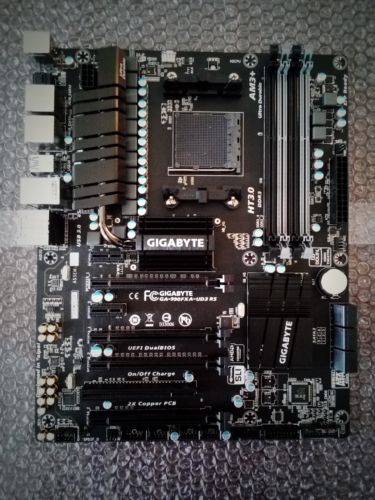 Gigabyte GA-990FXA-UD3 R5 Motherboard