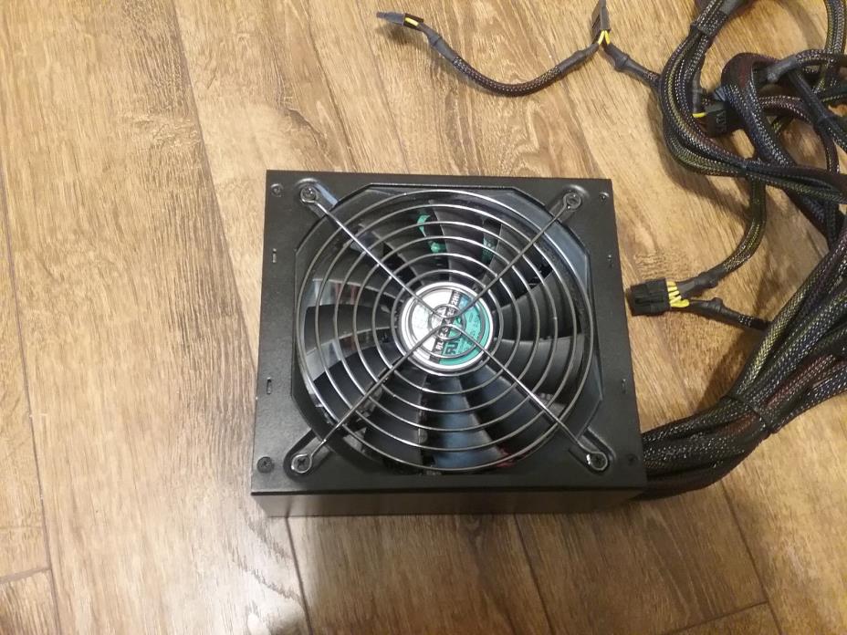Rosewill RD700 700 WATT PSU