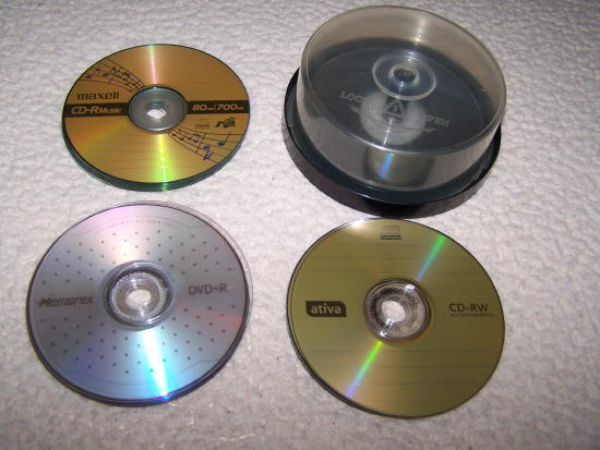 ATIVA, MEMOREX, MAXELL-22 RECORDABLE/REWRITABLE DISCS - NEVER USED - WITH CASE