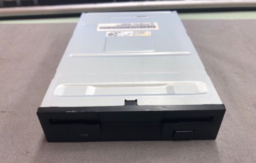 TEAC 31/4 INCH FLOPPY DRIVE FD-235HF 193077C2-82 IBM 76H4091