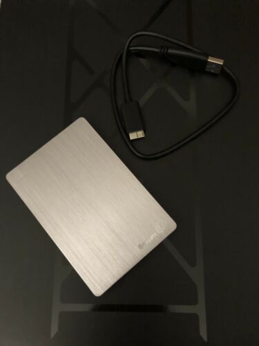 Seagate 1TB USB 3.0 external hard drive 2.5 backup plus portable notebook TB