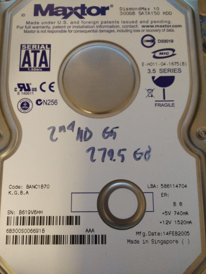 Maxtor DiamondMax 10 300GB SATA150 BANC1870 KGBA 2005 SINGAPORE 301931102