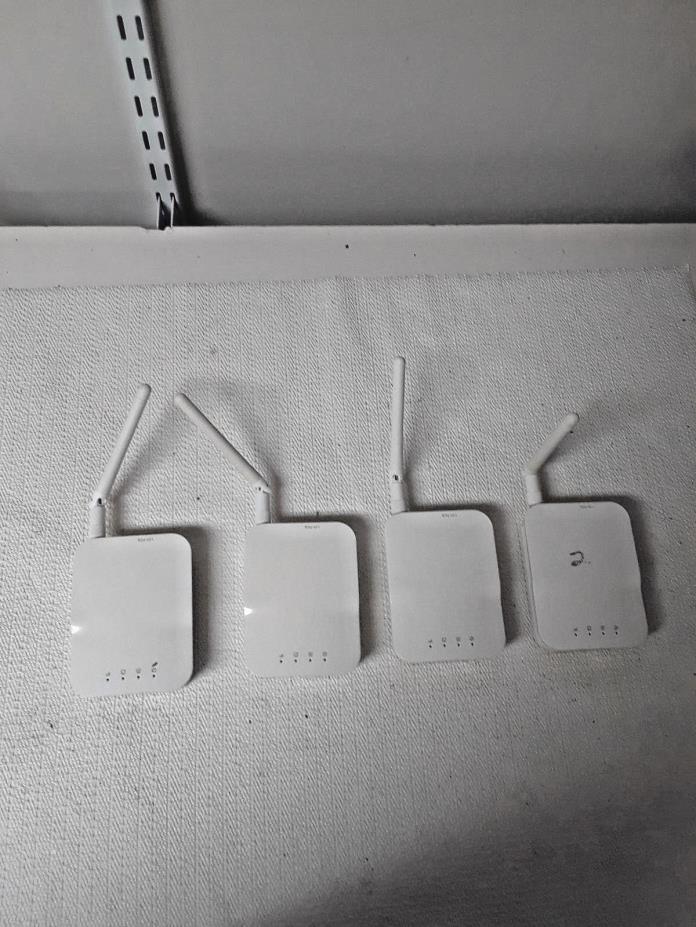 Lot of 4 : OM2P Open Mesh Access Points