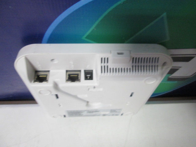 Extreme Networks - Motorola AP-7522I - Wireless Access Point