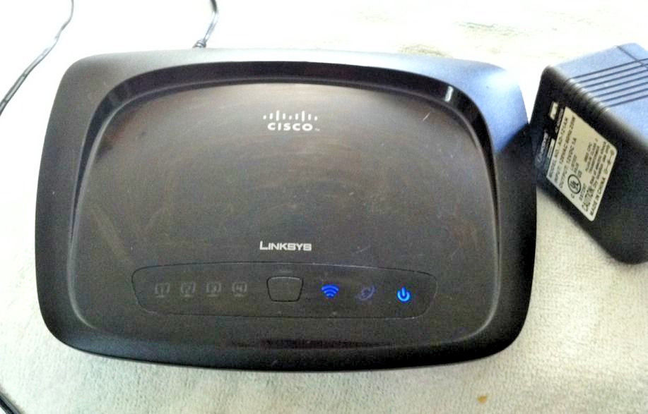 Linksys WRT120N 150 Mbps 4-Port 10/100 Wireless N Router