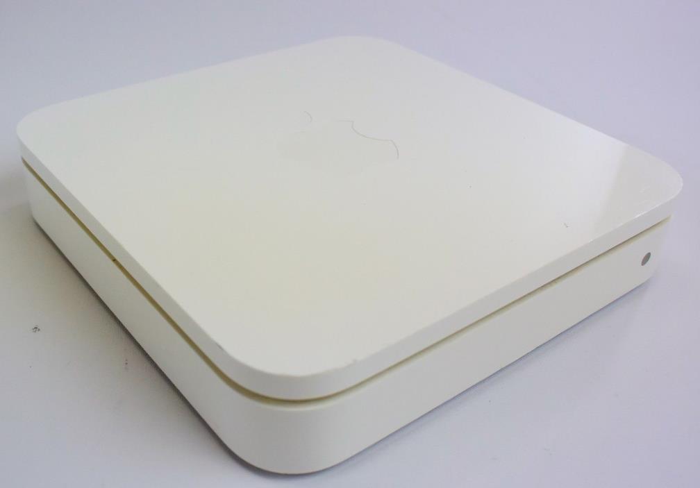 Apple 3-Port Gigabit Wireless N Router Model A1143 Used Good