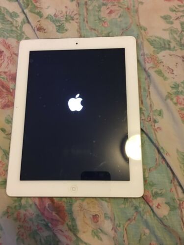Apple iPad 2 32GB, Wi-Fi, 9.7in - White