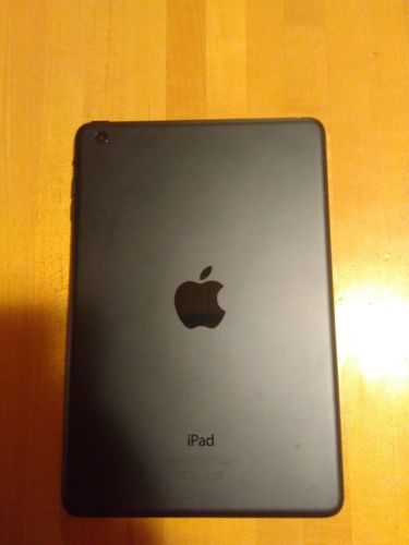 GOOD CONDITION! Apple iPad Mini 1st Gen Model A1432 Parts only.