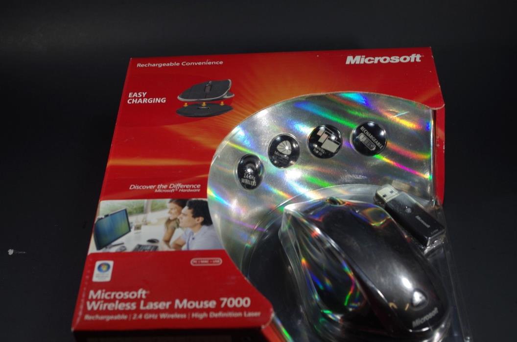 Microsoft 2.4GHz Wireless Rechargeable Laser 1142 Mouse 7000 Black New In Box