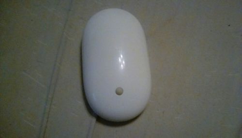 Genuine Apple A1197 Bluetooth Wireless White Mighty Mouse
