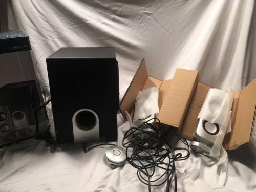 Open-Box Excellent: Insignia- Powered Computer Speakers with Subwoofer (3-P...