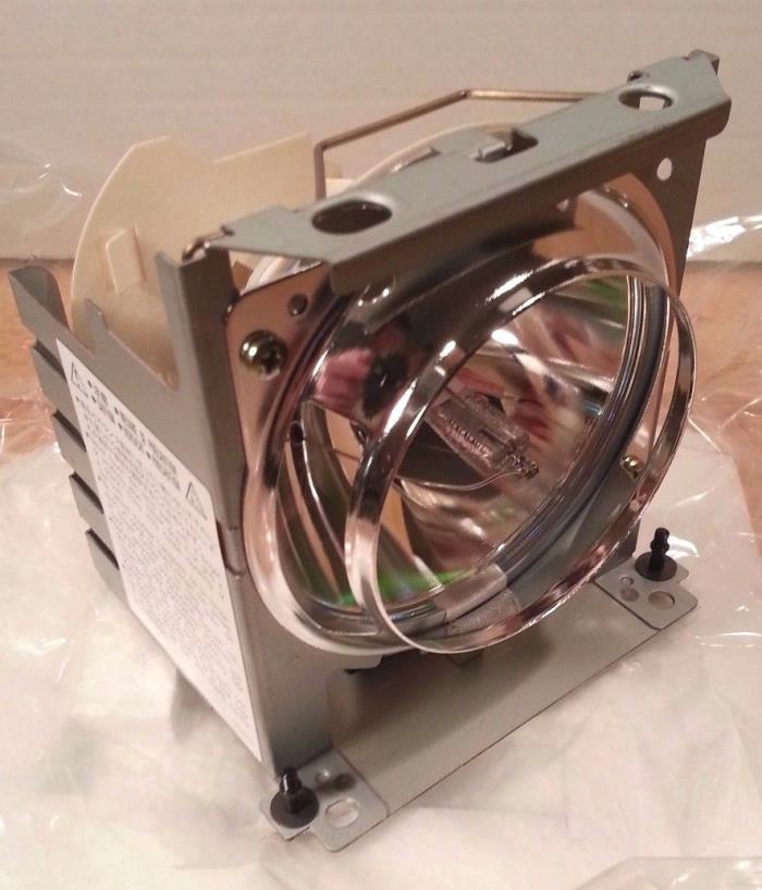 Hitachi - Projector Lamp / Bulb - DT-00141 DT00141 - NEW in Open Box