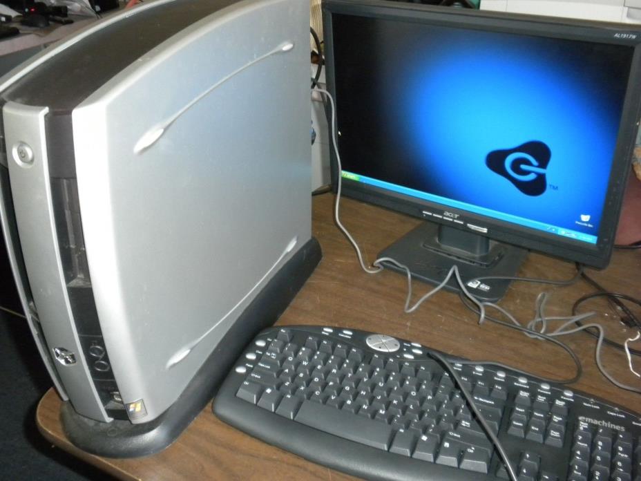 Vintage Gateway MFATXNIN DAS 300S Slim Desktop Win XP Works Great All Original