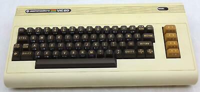 Commodore Vic 20 Computer Keyboard 117V 1.0A 60Hz