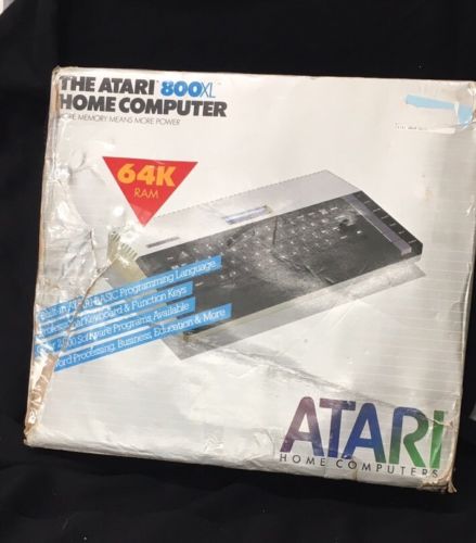 Vintage ATARI 800XL Home Computer 64K Ram in Original Box