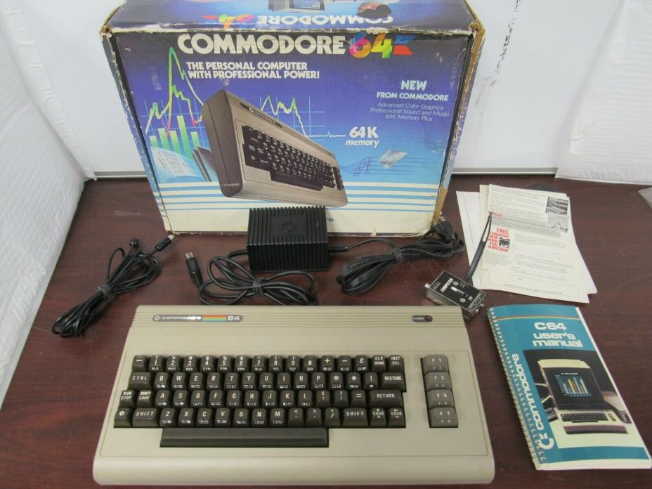 COMMODORE 64 PERSONAL COMPUTER with Power Pack (c64)  [42c]