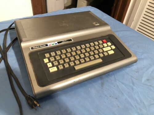 Radio Shack Computer Trs-80 IBM Monitor apple Vtg Machine 1980s Keyboard Color