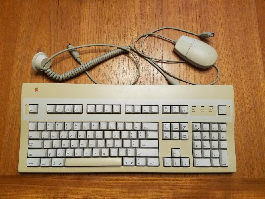 Vintage APPLE Extended Keyboard II M3501 &  Apple Desktop Bus Mouse II Bundle