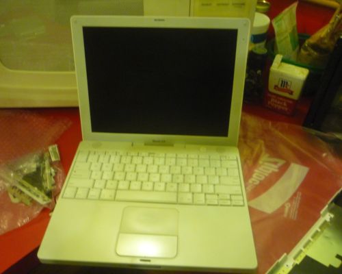 IBOOK G4 MISSING PARTS ALL APART NO HD OR LOGIC AS IS FOR PARTS REPAIR OUR J36