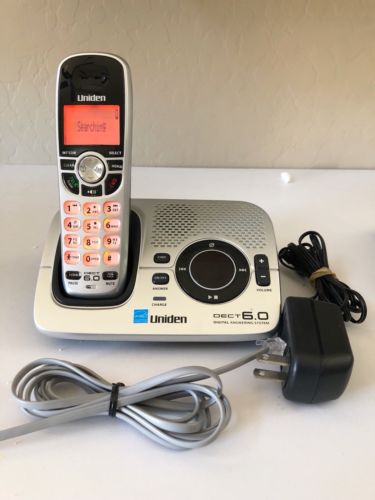 Uniden Dect 6.0 DECT1580 Expandable Cordless Phone W/ Digital Answering System
